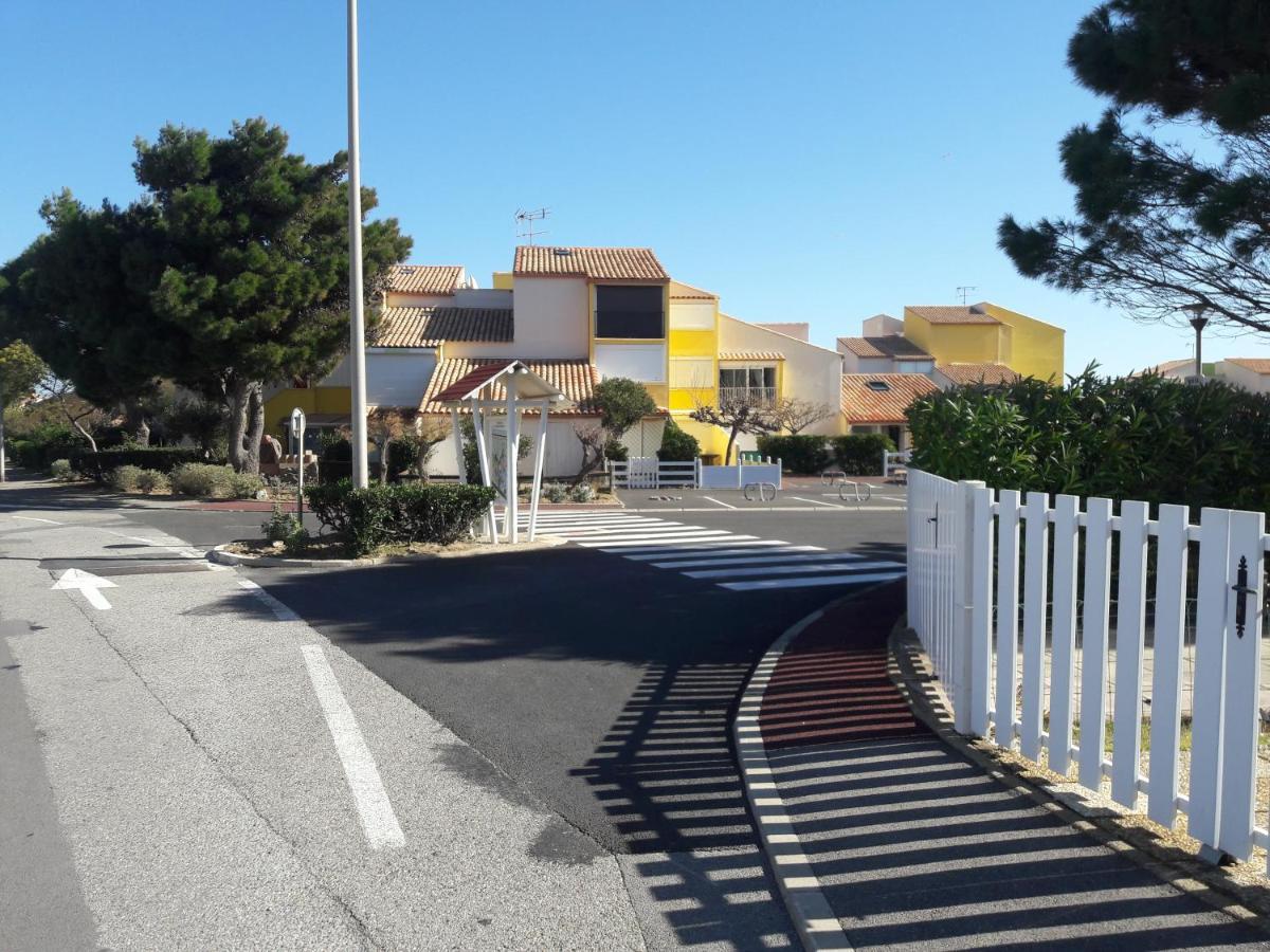 Charmant T2, Cabine, Parking, Les Balcons De La Mediterranee, Narbonne Plage Exterior photo
